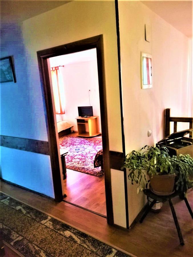 Hotel Dolce Far Niente Braşov Extérieur photo