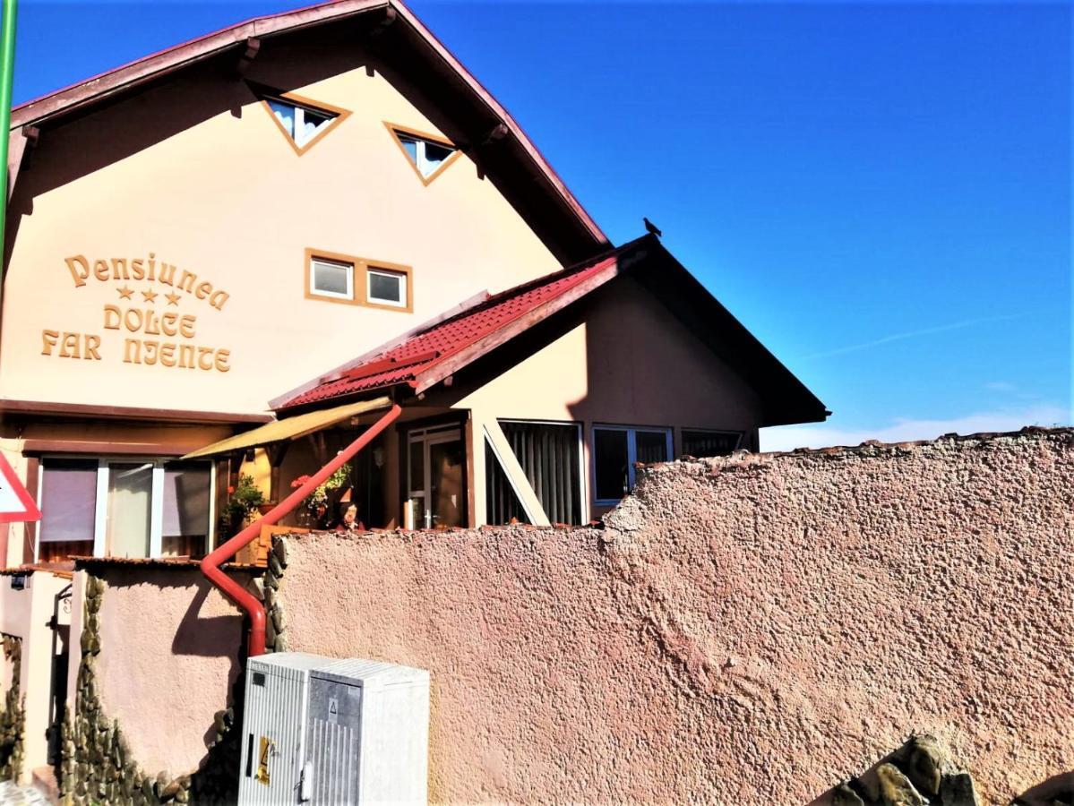 Hotel Dolce Far Niente Braşov Extérieur photo