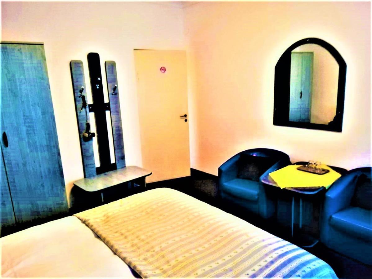 Hotel Dolce Far Niente Braşov Extérieur photo