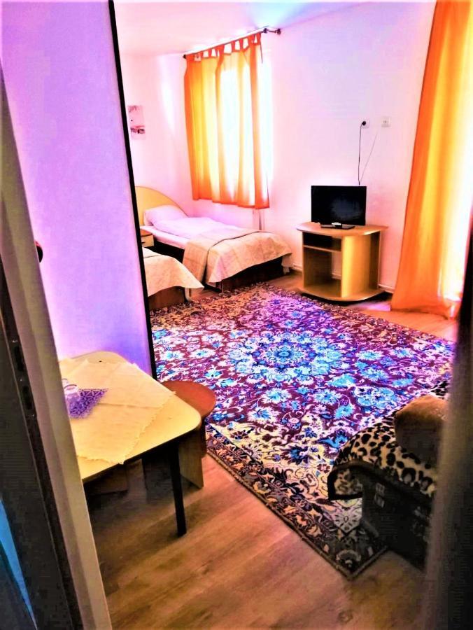 Hotel Dolce Far Niente Braşov Extérieur photo