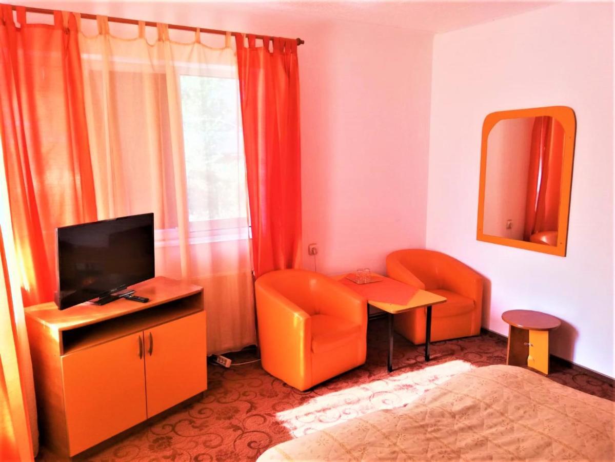 Hotel Dolce Far Niente Braşov Extérieur photo