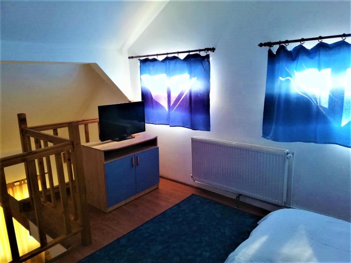 Hotel Dolce Far Niente Braşov Extérieur photo