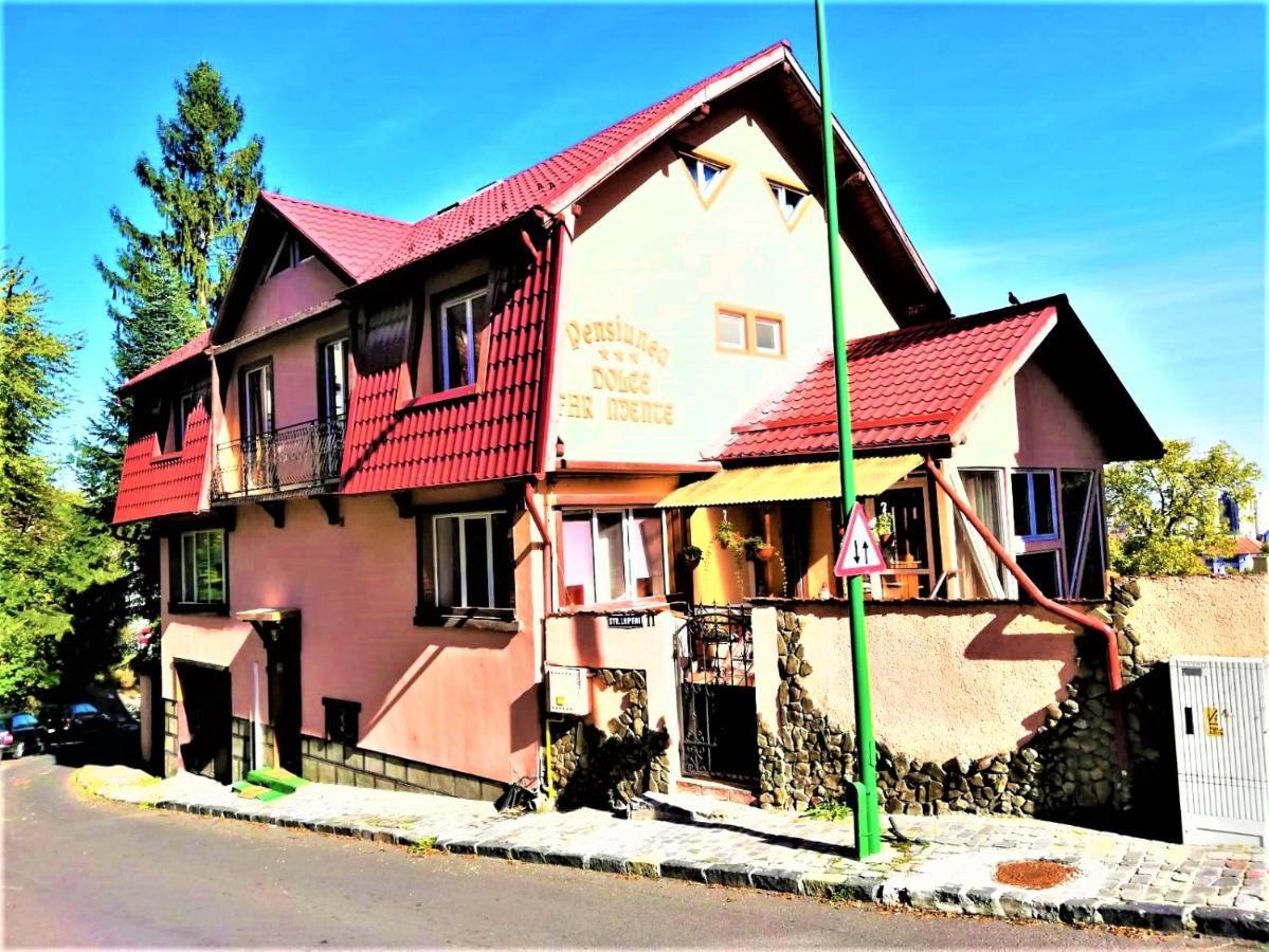 Hotel Dolce Far Niente Braşov Extérieur photo