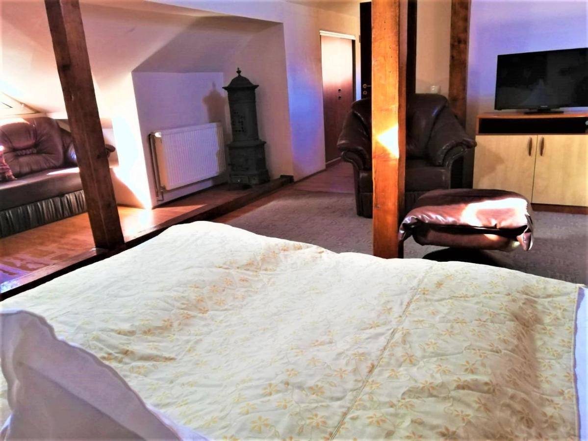 Hotel Dolce Far Niente Braşov Extérieur photo